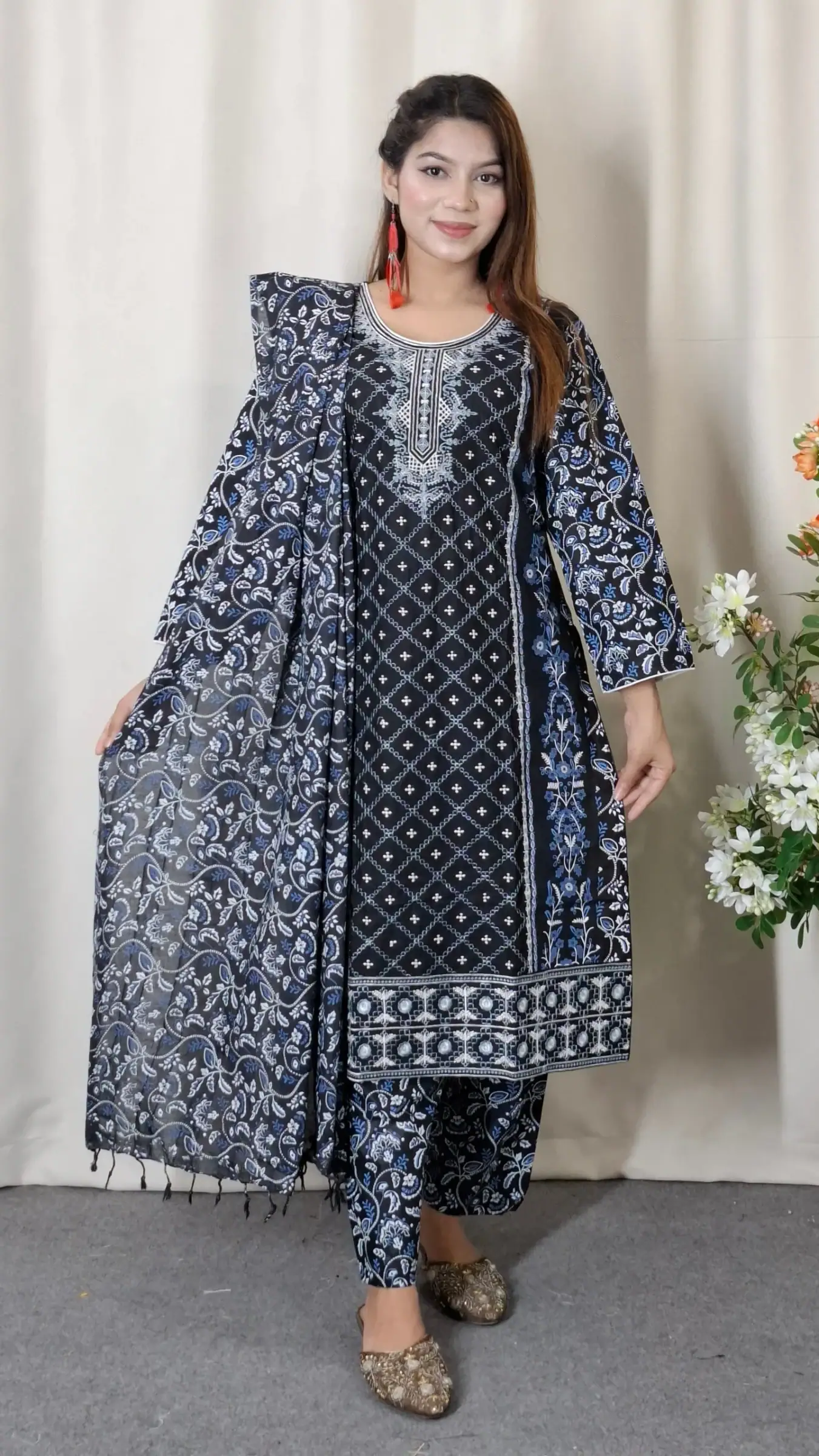 Aarong Cotton Three-Piece (BO-007) — Charcoal